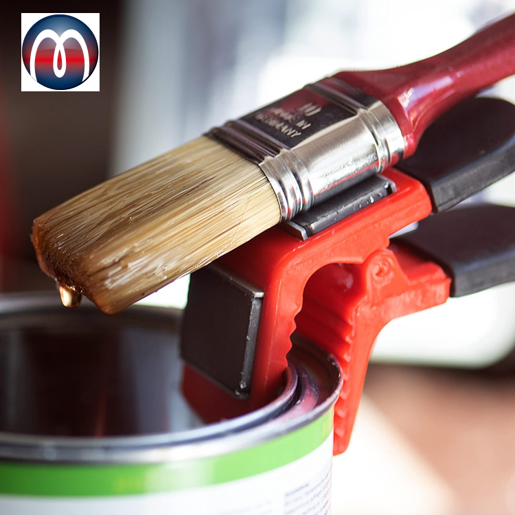 Magnetic Brush Holder 86 x 42 x 31 mm with Paint Can Opener