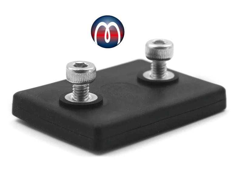 Sistema magnetico al neodimio 43 x 31 mm nero gommato con due filettature interne M4 - tiene 10 kg