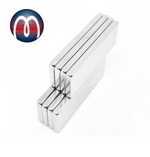 Blocco magnetico rettangolare al neodimio 15 x 15 x 3 mm N45, Nichelato - tiene 3,4 kg | Shop