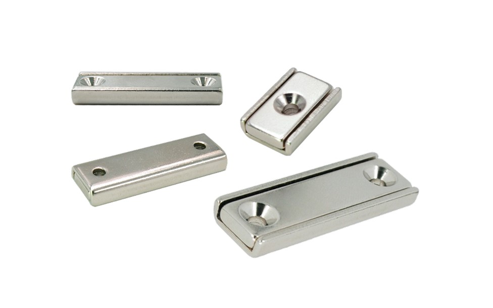 Aimant rectangulaire Bloc 60 x 20 x  5mm Néodyme N45 force 80 kg Nickelé 