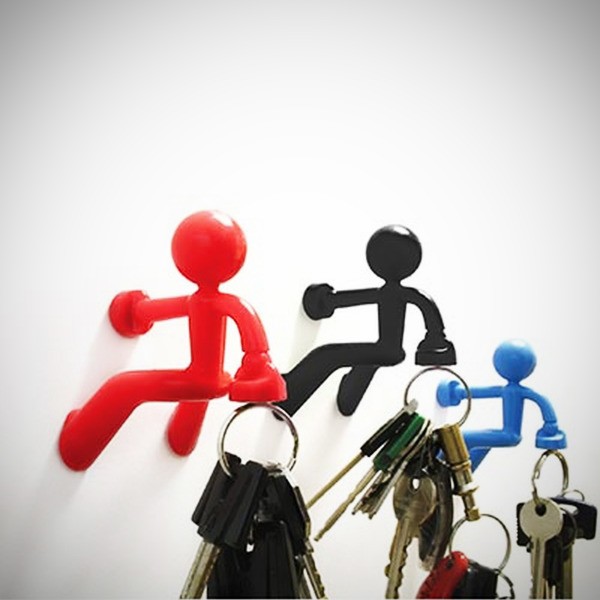 Key Holder Man 7x6x8cm, Colors black, blue, red, green